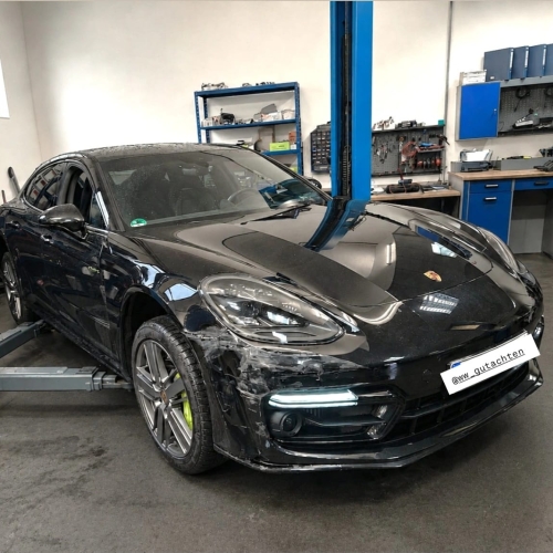 Unfallschaden Porsche Panamera